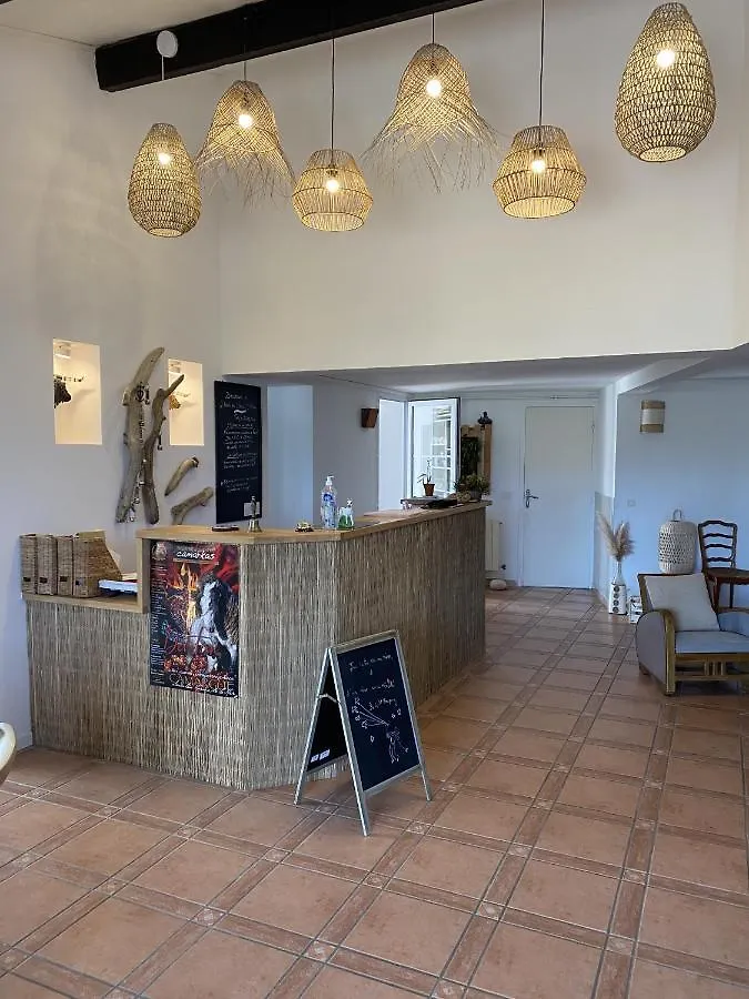 Hotel Du Pont Blanc Saintes-Maries-de-la-Mer