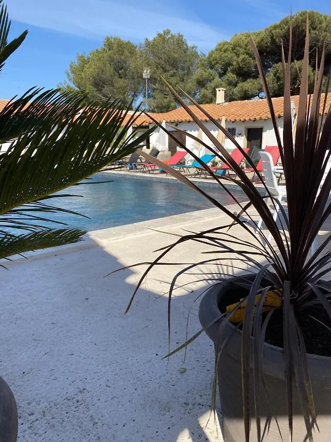 Hotel Du Pont Blanc Saintes-Maries-de-la-Mer