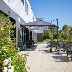 https://brit-hotel-plouescat-hotel-cap-ouest.inbrittany.com